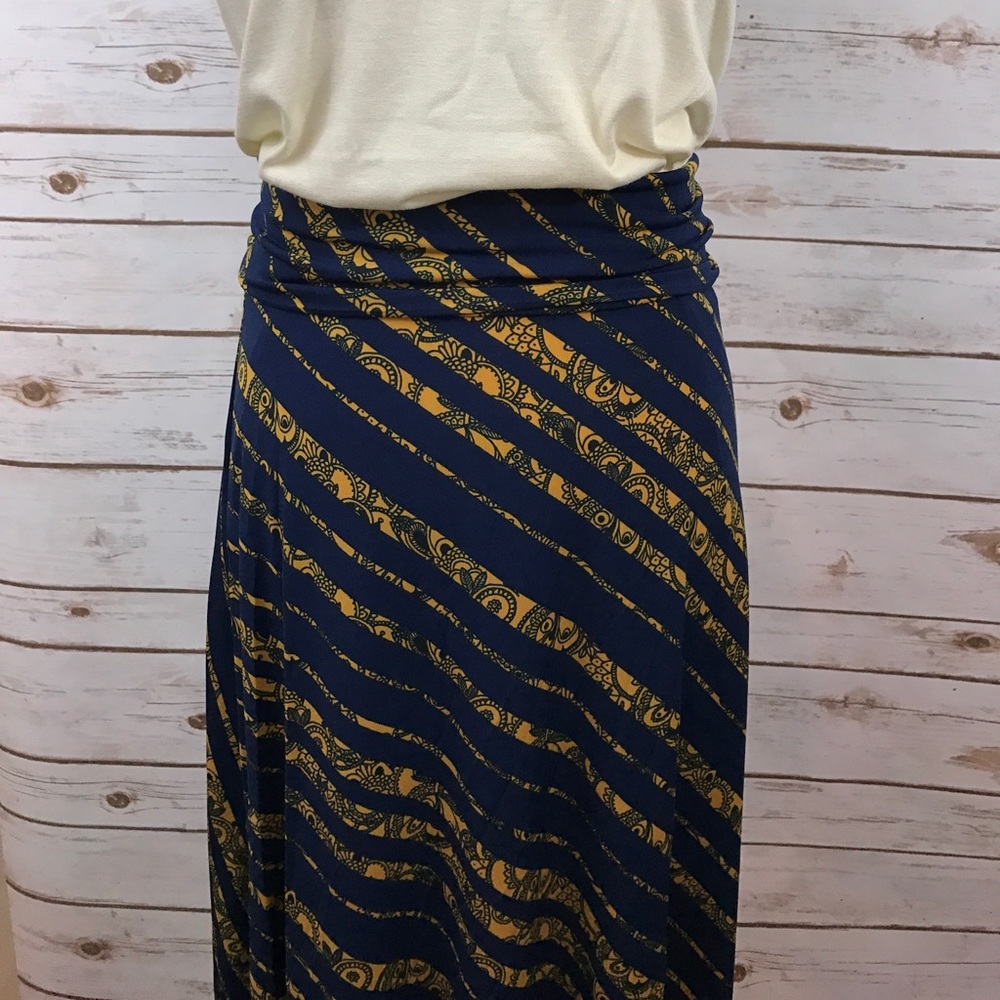 Lularoe maxi skirt brand new with tags